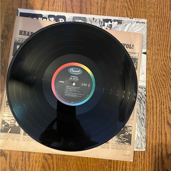 The Beatles "Revolver"  CAPITOL ST 2576 LP RECORD
Jacksonville RIAA #4 - Picture 11 of 14